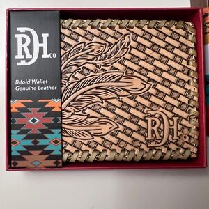 Red Dirt Hat Co Genuine Leather Bifold Wallet